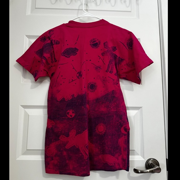 Pink PNW wildlife t-shirt medium - Picture 2 of 3